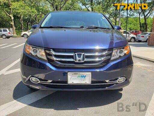 FOR SALE! 2014 Honda Odyssey Touring WHEELCHAIR ACCESSIBLE - cars for sale in Long Island City, NY – photo 3