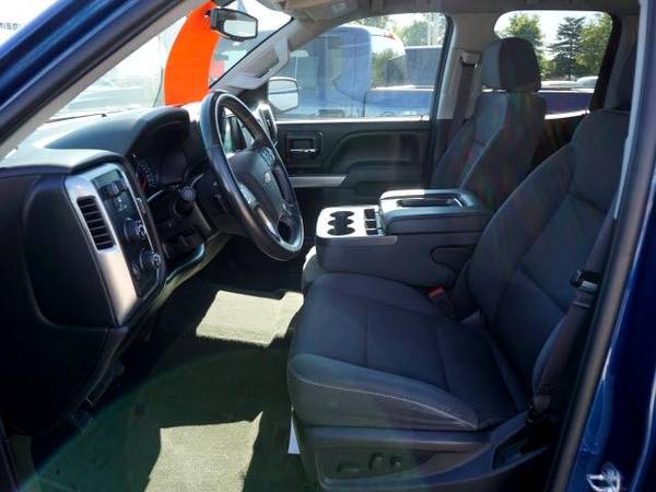 2017 Chevy Chevrolet Silverado 1500 4WD Double Cab 143.5" LT w/2LT -... for sale in Roseville, MI – photo 12