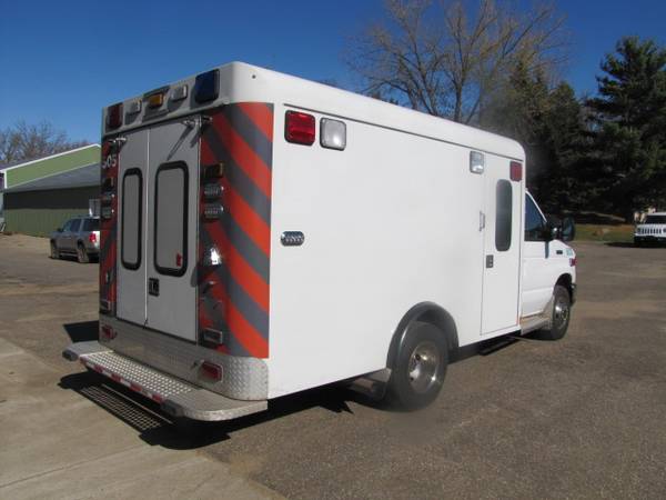 2011 FORD E350 AMBULANCE - cars & trucks - by dealer - vehicle... for sale in Sauk Centre, ND – photo 5