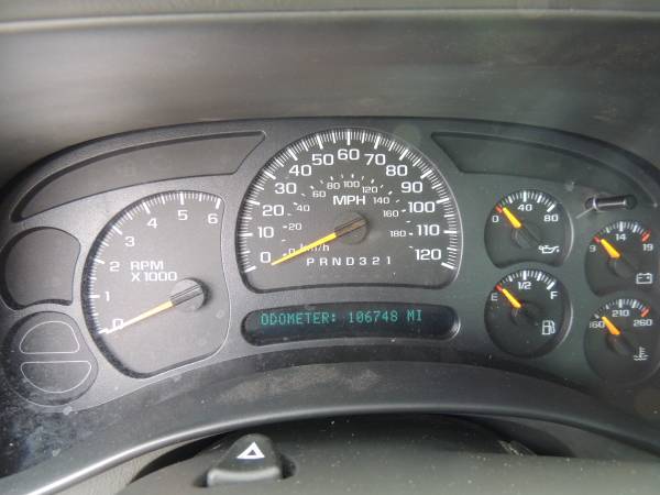06 GMC Sierra Low Miles Shortbed for sale in Terre Haute, IN – photo 10
