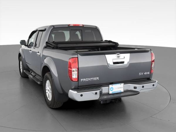 2017 Nissan Frontier Crew Cab SV Pickup 4D 5 ft pickup Gray -... for sale in Park Ridge, IL – photo 8