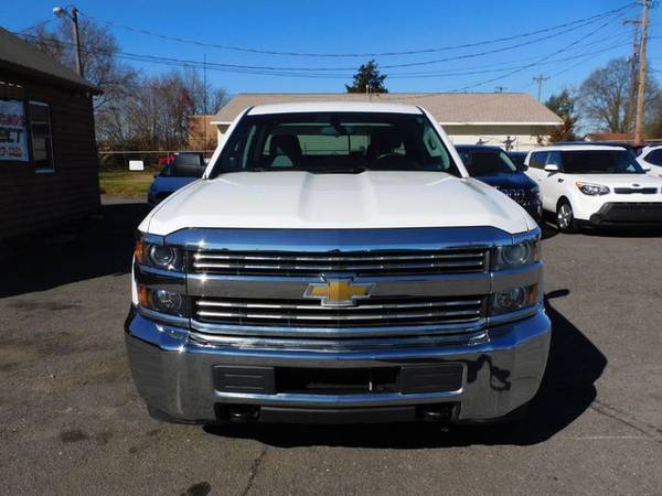 Chevrolet Silverado 2500HD 4wd Crew Cab Pickup Truck Work Trucks V8... for sale in Raleigh, NC – photo 6