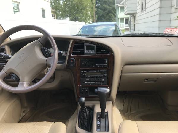 2001 Nissan Pathfinder LE for sale in West Springfield, MA – photo 11
