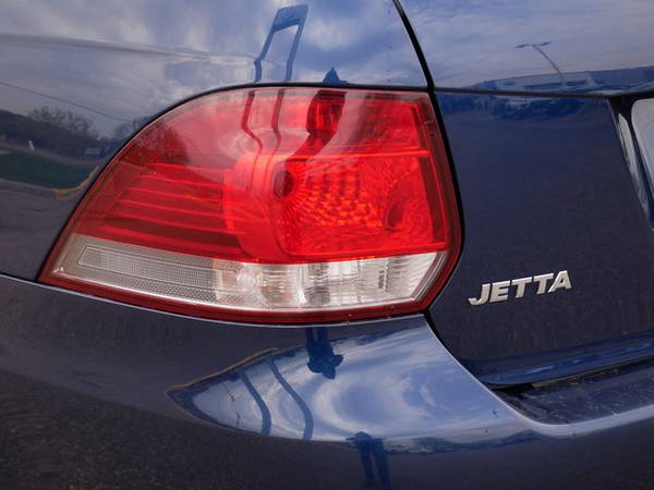 2012 Volkswagen VW Jetta SportWagen TDI w/Sunroof & Nav - cars & for sale in Inver Grove Heights, MN – photo 13