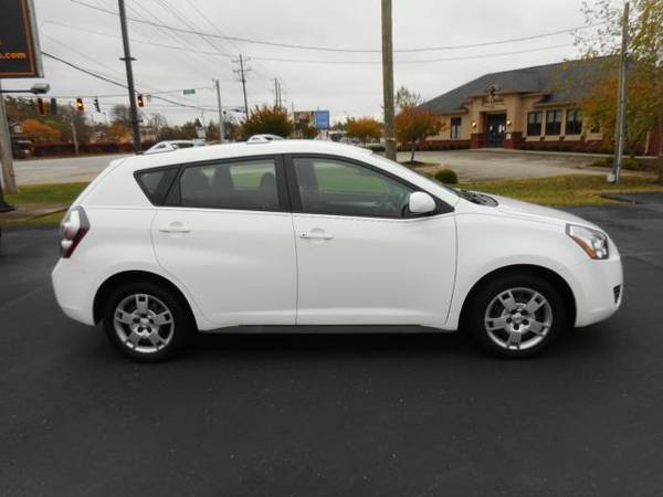 2009 Pontiac Vibe 4dr HB AWD - cars & trucks - by dealer - vehicle... for sale in Louisville, KY – photo 8