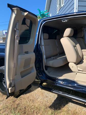 09 Nissan Titan se King Cab for sale in Parkersburg , WV – photo 17