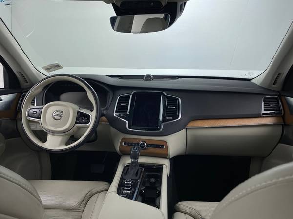 2018 Volvo XC90 T6 Inscription Sport Utility 4D suv Black - FINANCE... for sale in Van Nuys, CA – photo 21