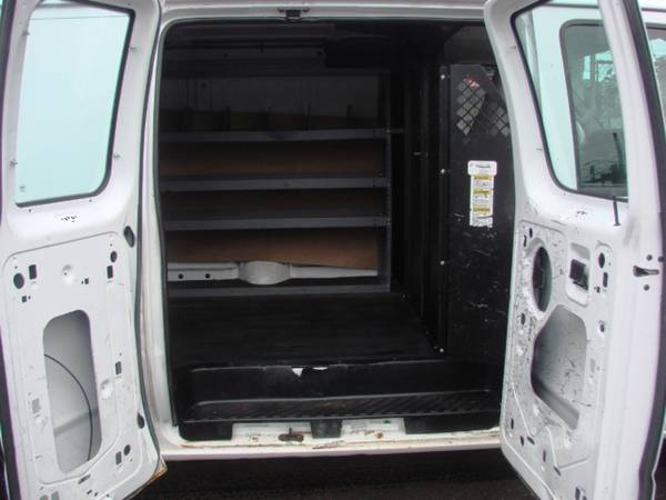 2011 FORE E250 SD CARGO VAN for sale in Richmon Hill, NY – photo 9