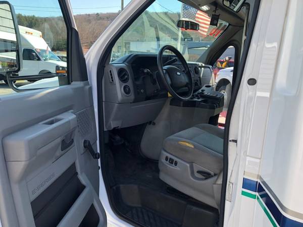 2015 Ford Econoline Commercial Cutaway with 134, 219 Miles-Northwest for sale in Thomaston, CT – photo 18