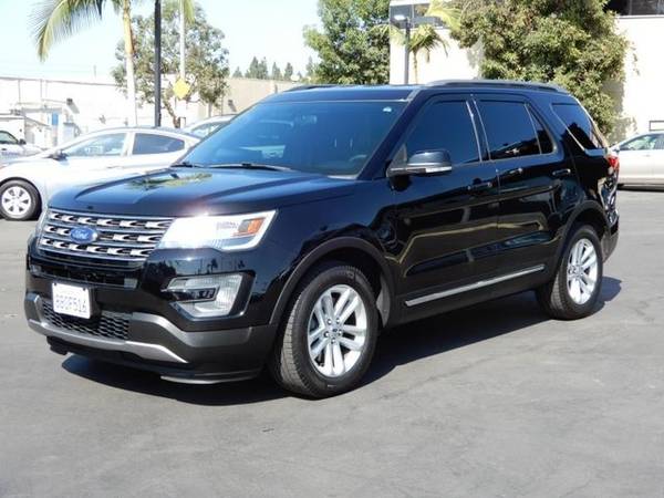 "LOW PRICE!" 😍 GORGEOUS 1-OWNER 2017 FORD EXPLORER XLT! 31k MILES!!... for sale in Orange, CA – photo 4