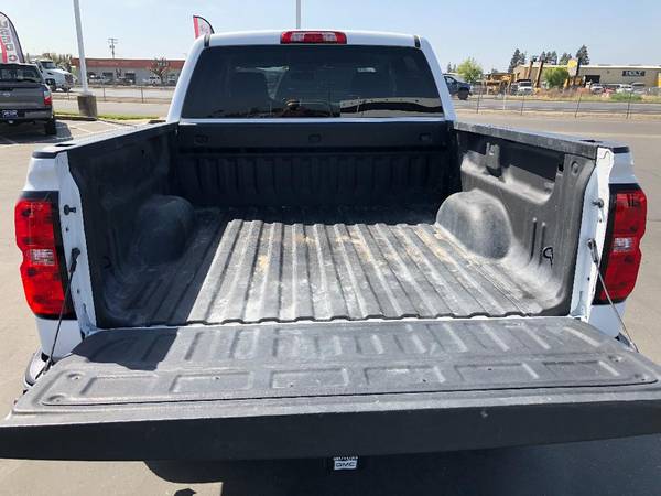 2018 Chevy Silverado LT Crew Cab 4x4 - - by dealer for sale in Yuba City, CA – photo 10