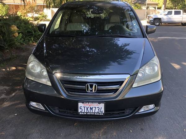 2006 Honda Odyssey Touring - cars & trucks - by dealer - vehicle... for sale in North Hollywood, CA – photo 6