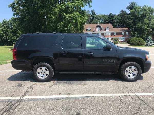 2013 Chevrolet Suburban 1500 LT 4WD for sale in Roslyn Heights, NY – photo 7