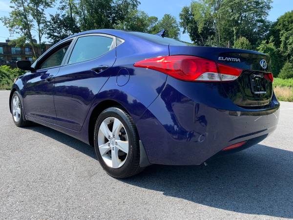 RUNS EXCELLENT ★ 2013 HYUNDAI ELANTRA GLS / 5 Speed Manual - cars &... for sale in Poughkeepsie, NY – photo 3