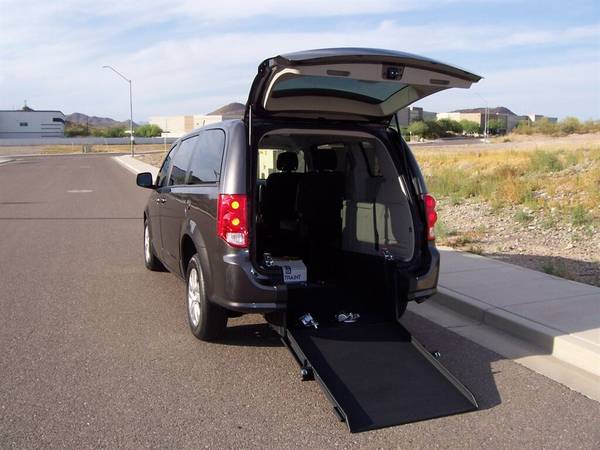 2018 Dodge Grand Caravan SE Wheelchair Handicap Mobility Van Best Buy for sale in Phoenix, AZ – photo 3