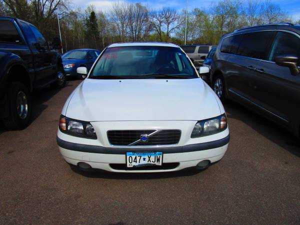 2004 Volvo S60 2 5L Turbo - - by dealer - vehicle for sale in Lino Lakes, MN – photo 2