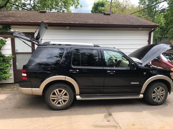 2007 Ford Explorer - cars & trucks - by owner - vehicle automotive... for sale in Minneapolis, MN – photo 6