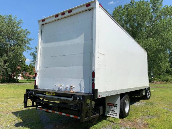 2012 UD 2600 103k Tuned & Deleted 26 ft Box Truck Lift Gate for sale in Lebanon, VA – photo 5