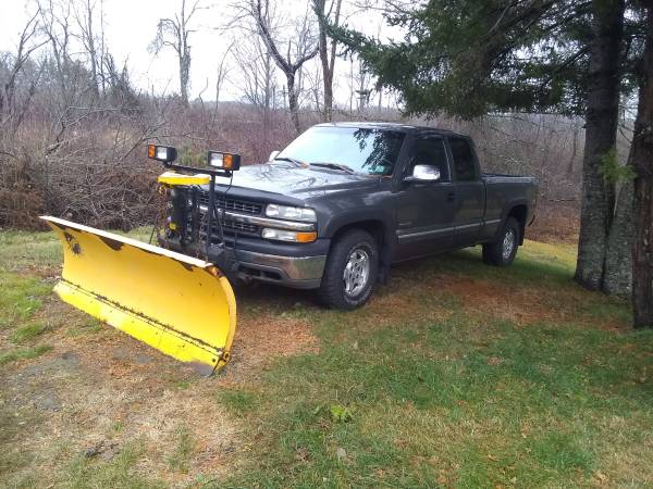 2001 Silverado w/ fisher plow - cars & trucks - by owner - vehicle... for sale in Augusta, ME – photo 2