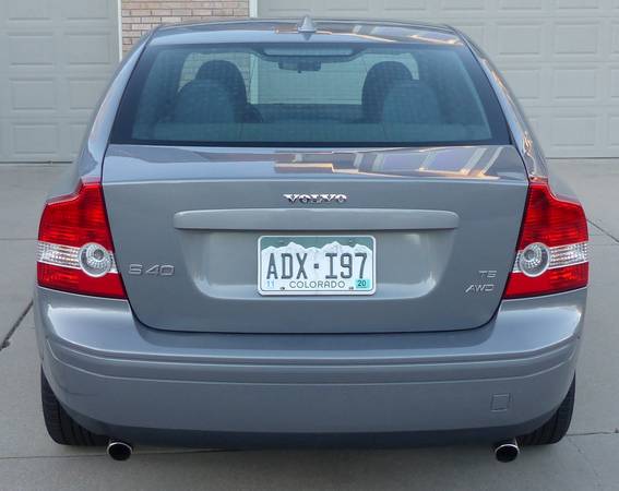 2005 Volvo S40 T5 2.5l Turbo AWD, Very Clean - cars & trucks - by... for sale in Fort Collins, CO – photo 9