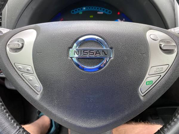2015 NISSAN LEAF S HATCHBACK - FULLY ELECTRIC - - by for sale in Tallahassee, FL – photo 15