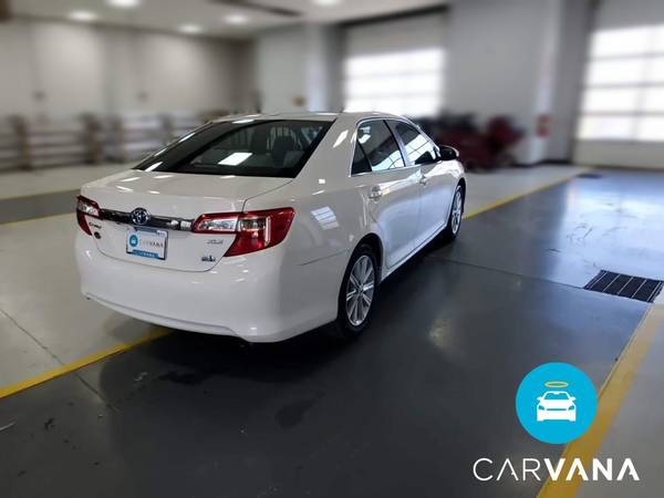 2014 Toyota Camry Hybrid XLE Sedan 4D sedan White - FINANCE ONLINE -... for sale in NEWARK, NY – photo 10