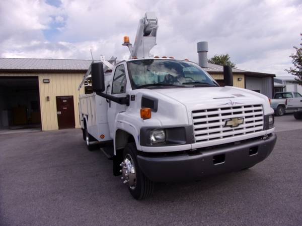 Refurbished 05 Chev C4500 Bucket Truck Inspected for sale in Scranton, PA – photo 2
