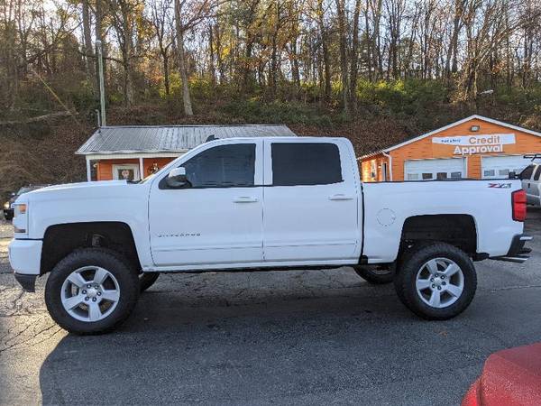 2016 Chevrolet Silverado 1500 LT Crew Cab 4WD - cars & trucks - by... for sale in Knoxville, NC – photo 4