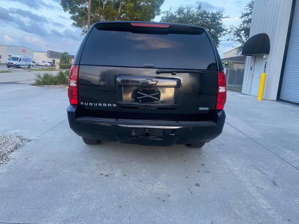 2010 Chevrolet Suburban - cars & trucks - by owner - vehicle... for sale in Naples, FL – photo 5