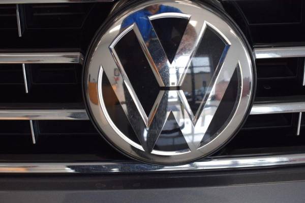2017 Volkswagen Passat 1.8T R Line 4dr Sedan **100s of Vehicles** -... for sale in Sacramento , CA – photo 12