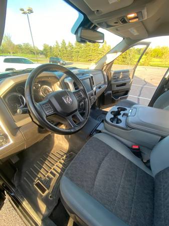 2019 RAM 1500 BIGHORN SLT CLASSIC - CREW CAB, 6 4 BOX - cars & for sale in Hamel, MN – photo 16