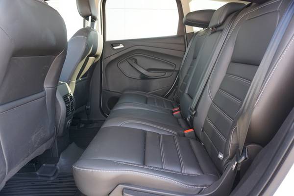 2019 Ford Escape SEL - LOADED WITH SUPER LOW MILES! for sale in Alva, OK – photo 12