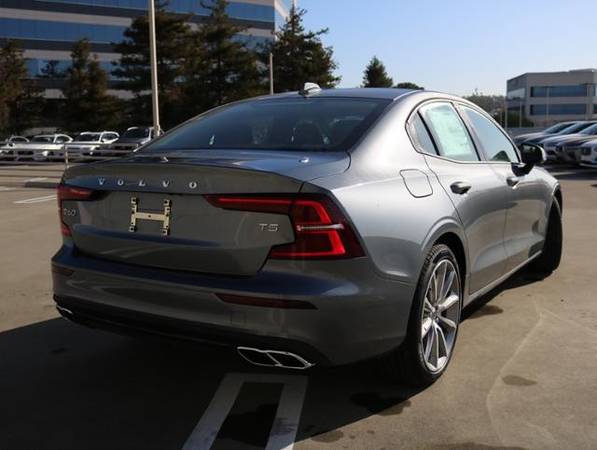 2020 Volvo S60 Momentum - - by dealer - vehicle for sale in Culver City, CA – photo 4