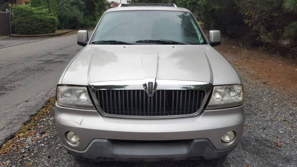 2004 Lincoln Aviator W/ 200K **Mechanic's Special** for sale in reading, PA – photo 5