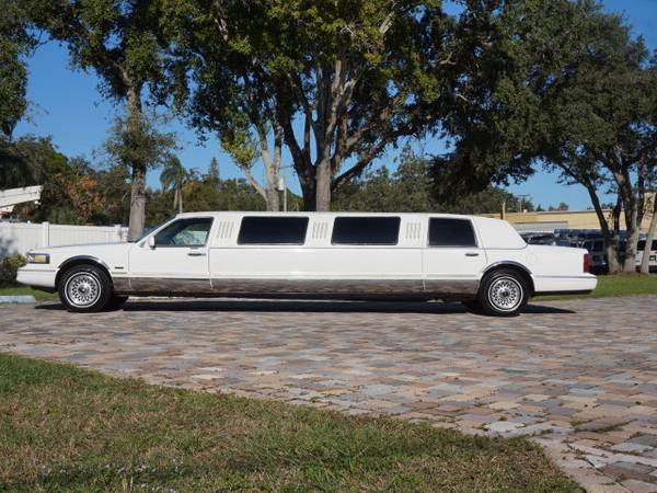 1995 Lincoln Town Car Springfield Coach 10 Passenger Limo - cars &... for sale in Bradenton, FL – photo 9