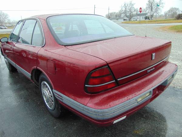LOW MILES PER YEAR!!1992 OLDSMOBILE EIGHTY-EIGHT ROYALE - cars &... for sale in CHURUBUSCO, IN, IN – photo 3