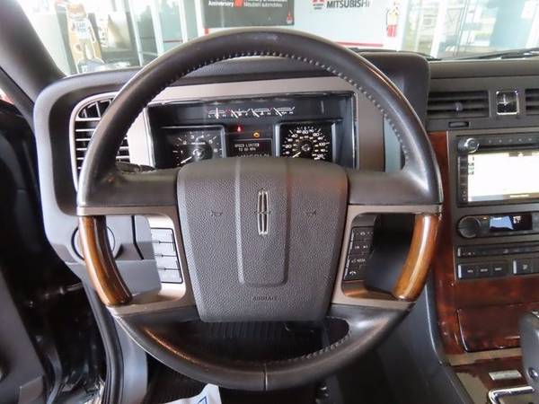 2014 Lincoln NAVIGATOR - cars & trucks - by dealer - vehicle... for sale in Oxnard, CA – photo 15