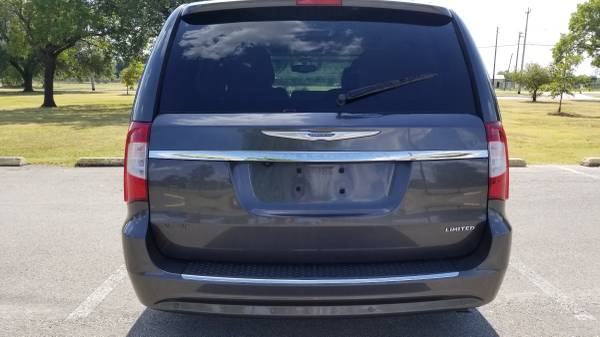 2015 Chrysler Town and Country Limited Platinum for sale in San Antonio, TX – photo 7