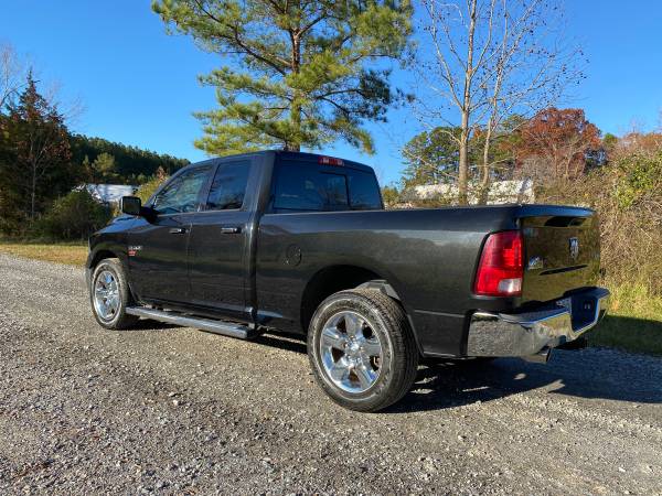 2015 Ram 1500 Hemi - 4X4 - Low Miles! - cars & trucks - by owner -... for sale in Lancaster , SC – photo 4
