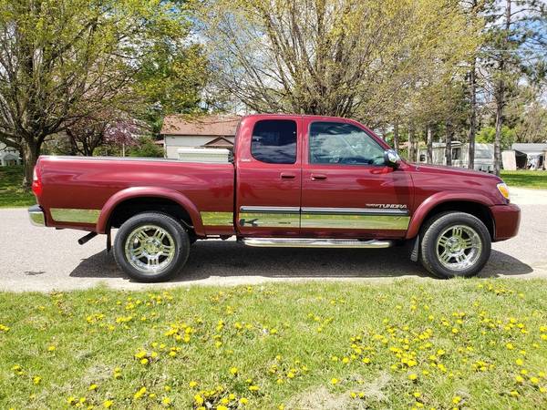 2006 Toyota Tundra SR5 Pickup - - by dealer - vehicle for sale in New London, WI – photo 6