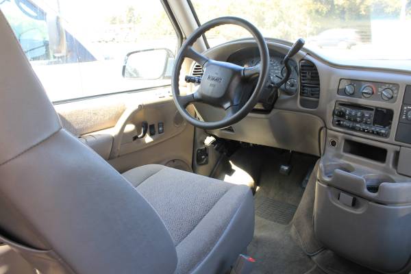 2004 GMC VAN Safari SLE 3DR Ext. Mini Van #22415-03 VAN for sale in Goleta, CA – photo 7