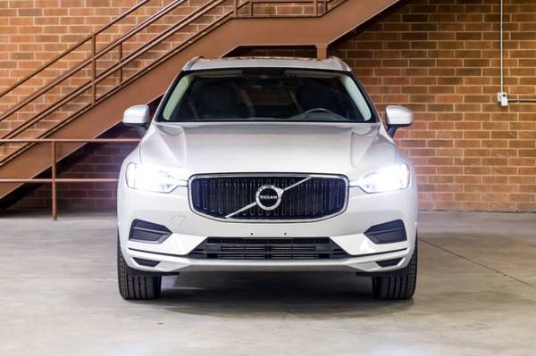 2019 *Volvo* *XC60* *T6 AWD Momentum* Bright Silver for sale in Arlington Heights, IL – photo 8