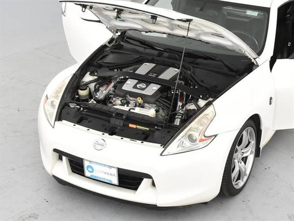 2009 Nissan 370Z Touring Coupe 2D coupe White - FINANCE ONLINE for sale in Richmond , VA – photo 4