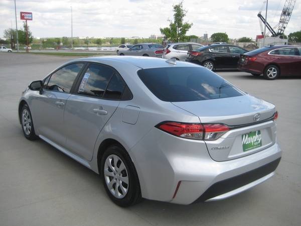 2020 Toyota Corolla LE - - by dealer - vehicle for sale in Lincoln, NE – photo 4