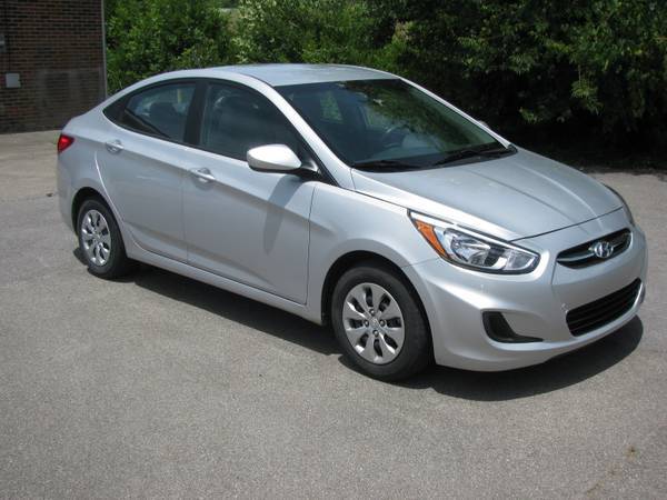 2017 HYUNDAI ACCENT SE...4CYL AUTO...56000 MILES...NICE for sale in Knoxville, TN – photo 2