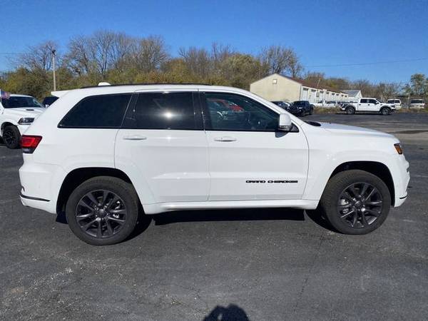 Jeep Grand Cherokee - BAD CREDIT BANKRUPTCY REPO SSI RETIRED... for sale in Harrisonville, KS – photo 2
