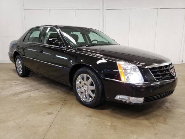 2010 Cadillac DTS Premium - cars & trucks - by owner - vehicle... for sale in Lake In The Hills, WI – photo 6
