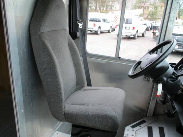 2013 Ford Econoline Commercial Chassis 12 FOOT STEP VAN, E-350 for sale in South Amboy, DE – photo 10