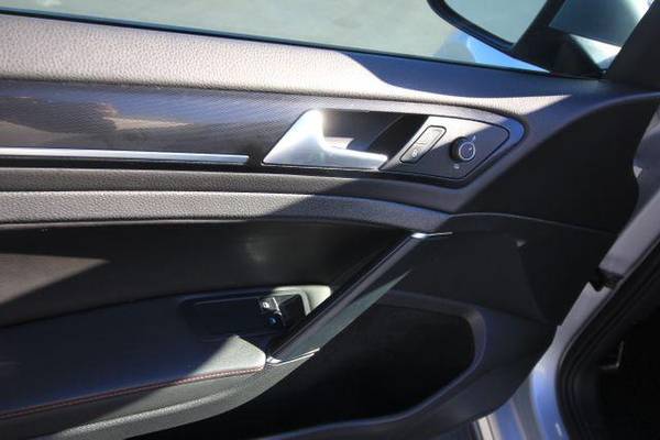 2015 Volkswagen Golf GTI SE Hatchback Coupe 2D *Warranties and... for sale in Las Vegas, NV – photo 10