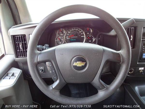 2014 Chevrolet Chevy Express 4500 Refrigerated Reefer Box Van for sale in Paterson, CT – photo 13